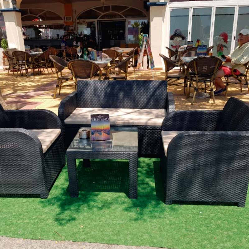 Tapizado mobiliario Café-Pub Neptuno de Huelva